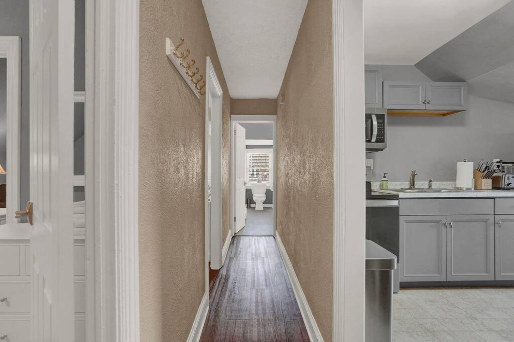 Suites On Seneca - Gorgeous One Bedroom Apartment Harrisburg Extérieur photo